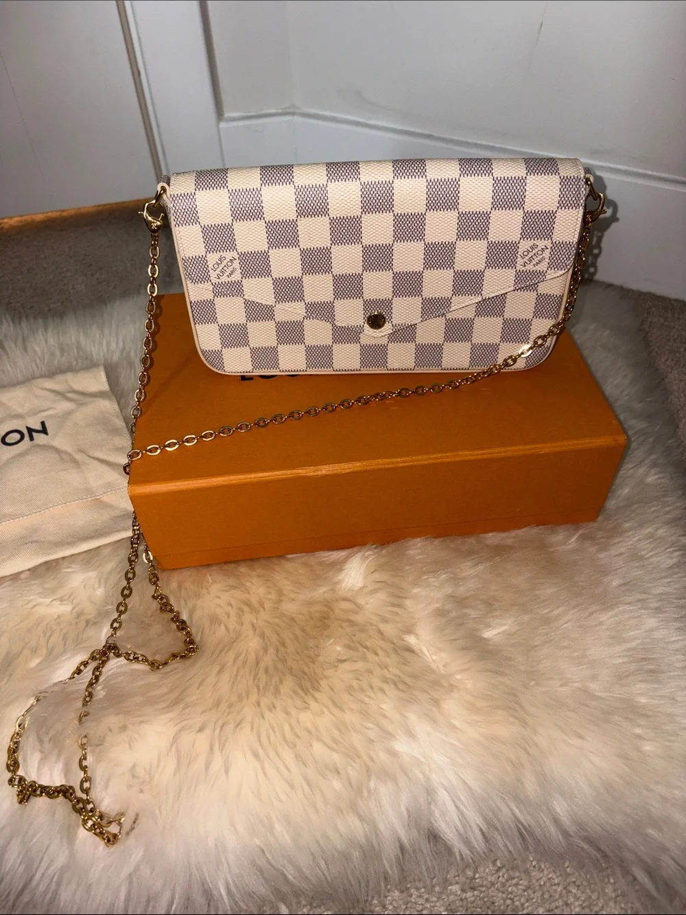 Louis Vuitton Pochette Félicie in Damier